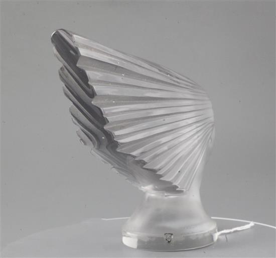 Victoire/Victory or Spirit of the Wind. A glass mascot by René Lalique, introduced on 18/4/1928, No.1147 Height 13.8cm.